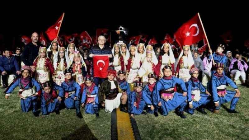 Burhaniye Belediyesi'ni bölgede öncü kıldı
