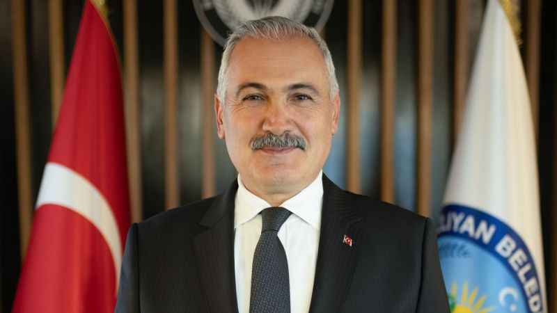 Seçimler yaklaşırken algıyı yönetmeye çalışanlar sahnede