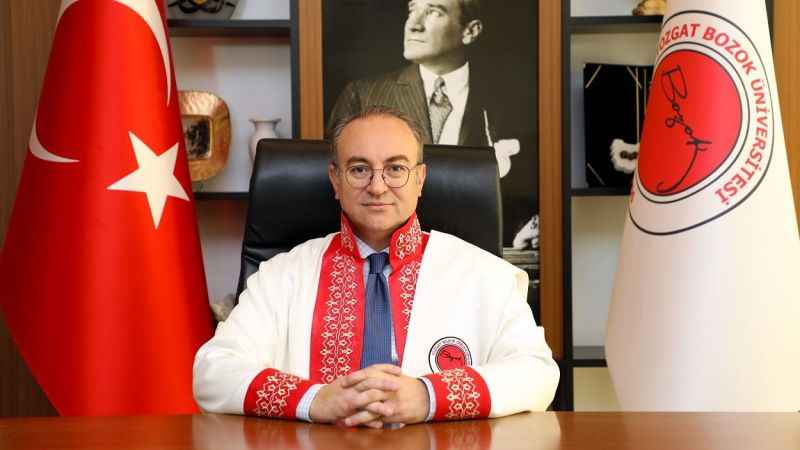 Yozgat Bozok Üniversitesi Rektörü Prof. Dr. Evren Yaşar Kimdir?