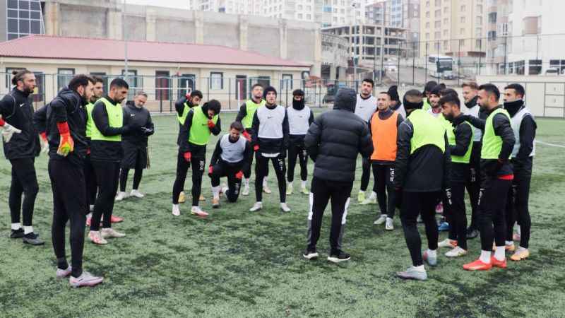 Yozgat Belediyesi Bozokspor'un Antalya kampı başladı