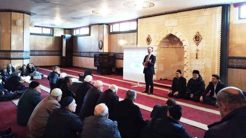 Yozgat'ta Umre Yolcuları İçin Manevi Hazırlık Semineri!