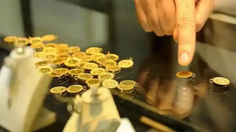 Yozgatlı Yatırımcılar Merak Ediyor: Altın Alınır mı Satılır mı? Uzman İsim Açıkladı...