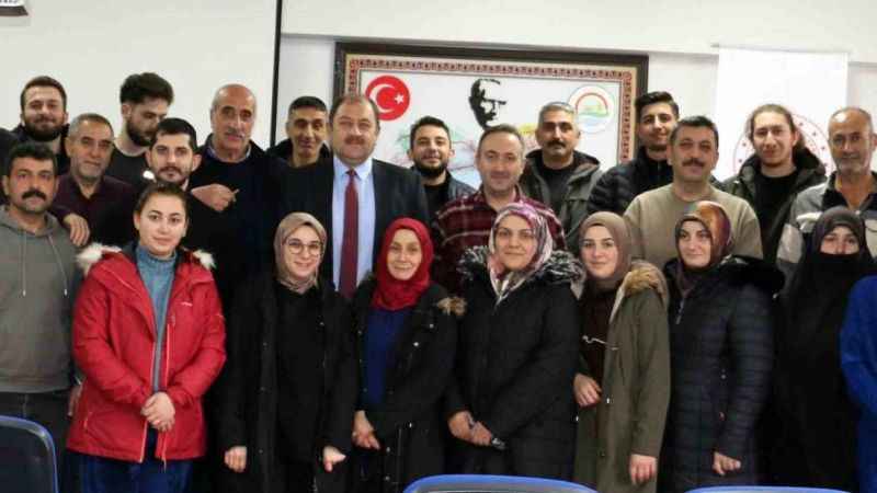 Erzincan'da Tıbbi aromatik bitkiler kursu: 75 Başarılı kursiyere belge verildi