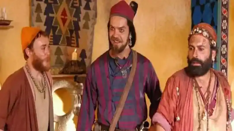 Hacivat Karagöz Neden Öldürdü Filmi İzle