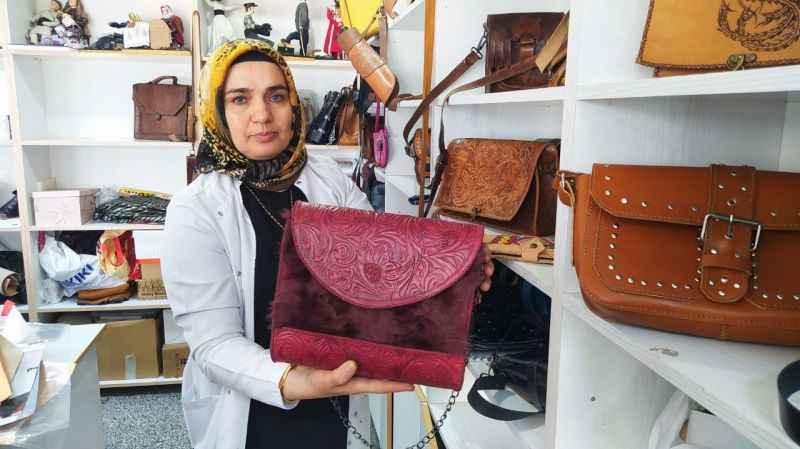 Yozgat'ta Kadınlar, Deri İşlemeciliği Kursu Sayesinde Ekonomiye Katkı Sağlıyor