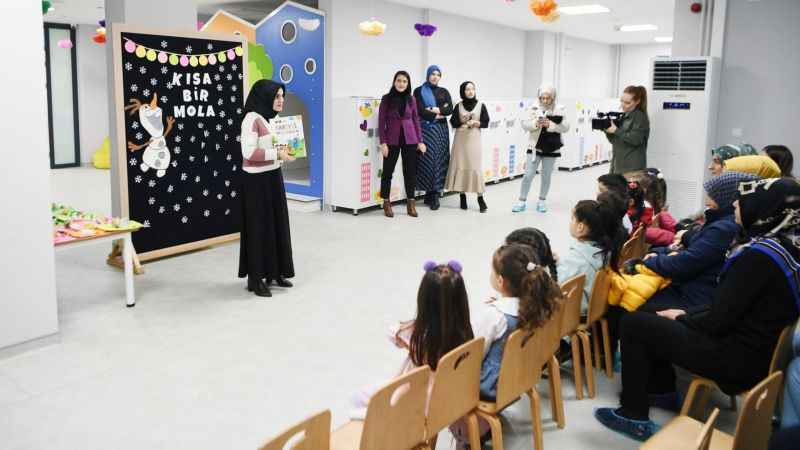 Minikler İlk Karnelerini Aldı