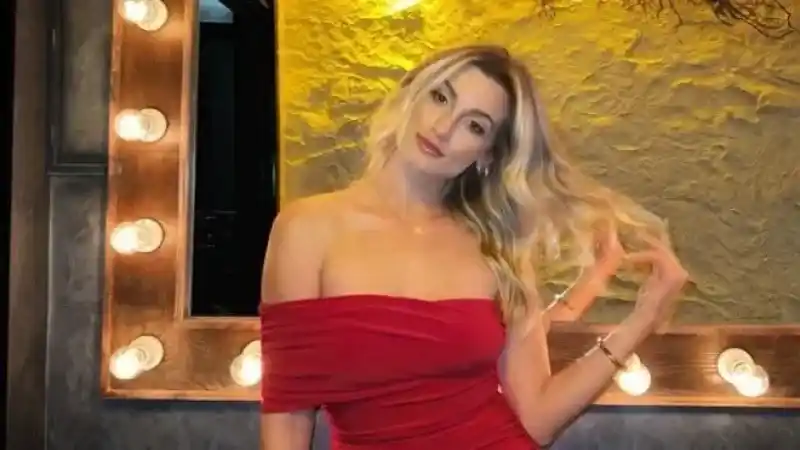 Survivor Yağmur Banda Kimdir?