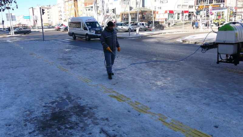 Yozgat'ta Buzlanmaya karşı solüsyonlu Çözüm
