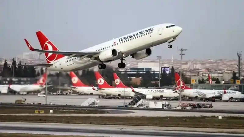 Yurt İçi Uçuşlarda İnternet Hizmeti Türk Hava Yolları İle Genişliyor: İşte Fiyatlandırma Detayları