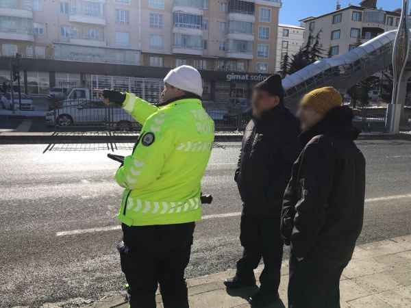 Yozgat'ta yayaların vurdumduymazlığına Polis engeli!