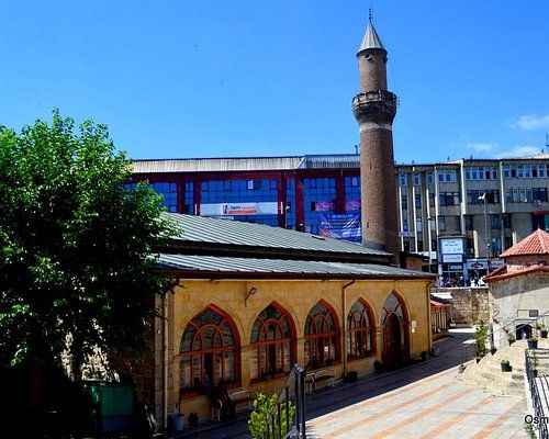 Selçuklu ve Osmanlı Dönemlerinin İzlerini Taşıyan il: Sivas