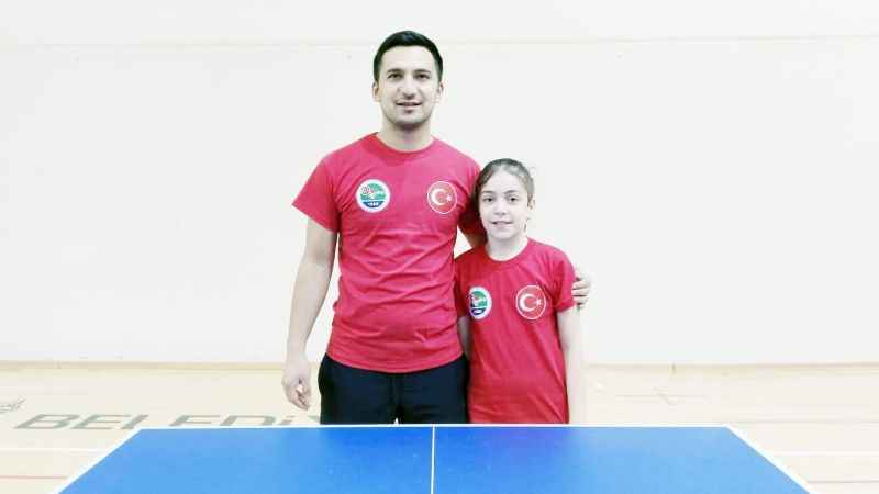 Masa Tenisi antrenörü ve sporcusu Milli Takıma yükseldi