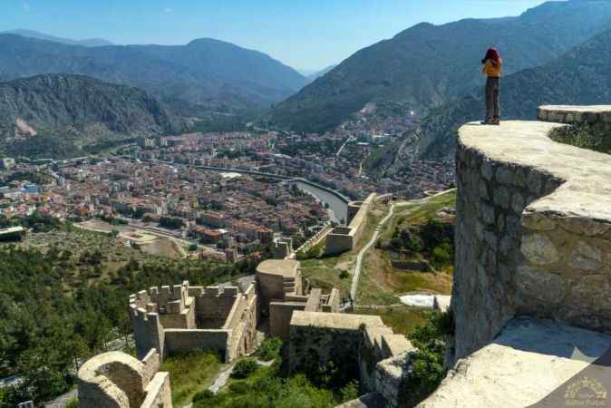Tarihin ve Doğanın Buluştuğu Şehir: Amasya