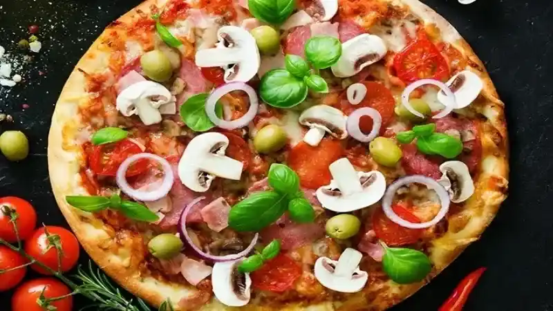 Kendi Mutfağınızda Pizzacıları Kıskandıracak Pizza Tarifi