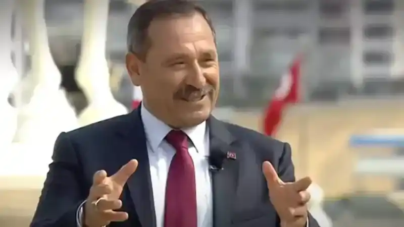 Etimesgut'ta Enver Demirel mi Yoksa Erdal Beşikçioğlu mu? Etimesgut'a Kim Daha Fazlasını Verecek