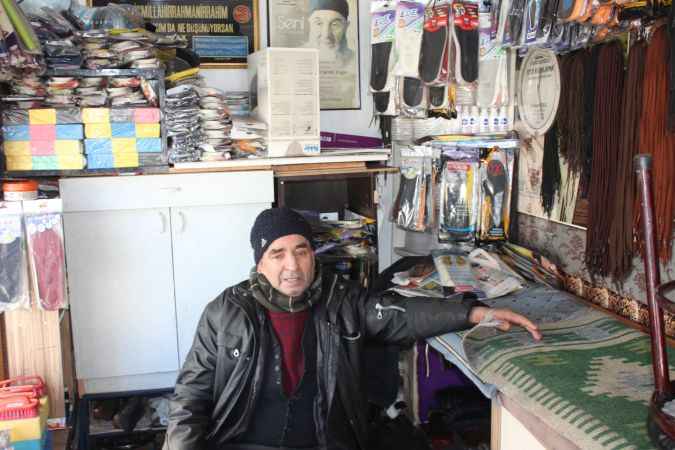 Bir fırça bir kadife ile hayat mücadelesi