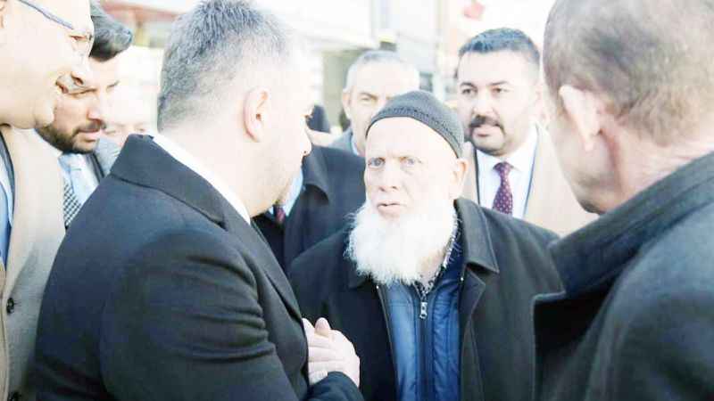 Hava Soğuk Sokaklar Sımsıcak Belediye Başkan adayına büyük ilgi