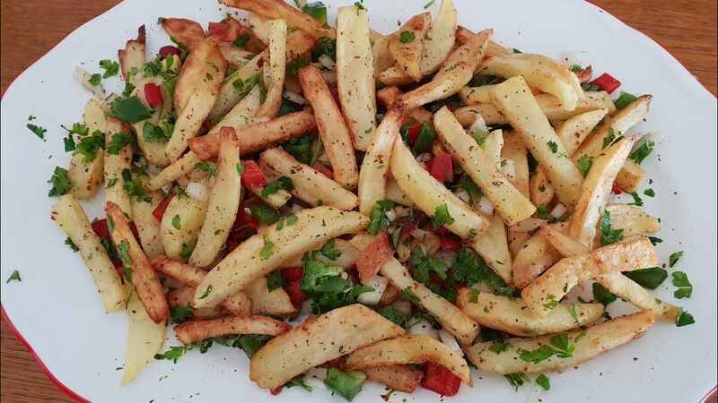 Misafirleriniz Bu Tarife Çok Şaşıracak: Kızarmış Patates Salatası Tarifi