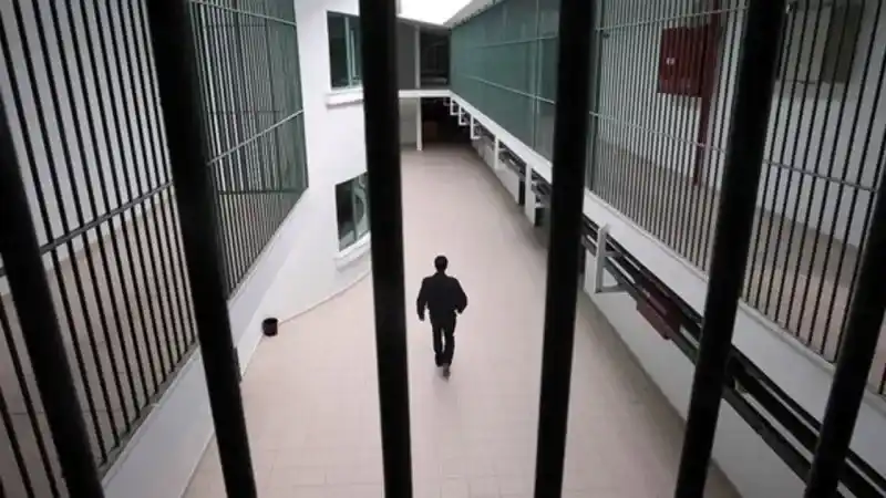 Ayhan Toprak Neden Cezaevinde? Ayhan Toprak Kimdir?