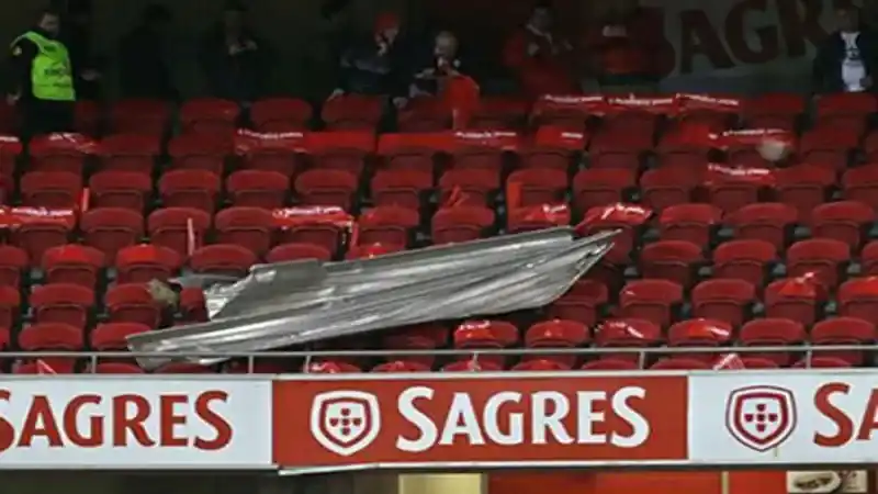 Sporting Lizbon Maçı Neden Ertelendi?