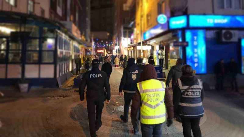 Eskişehir'de Gerçekleşen huzur operasyonunda 8 şüpheli yakalandı