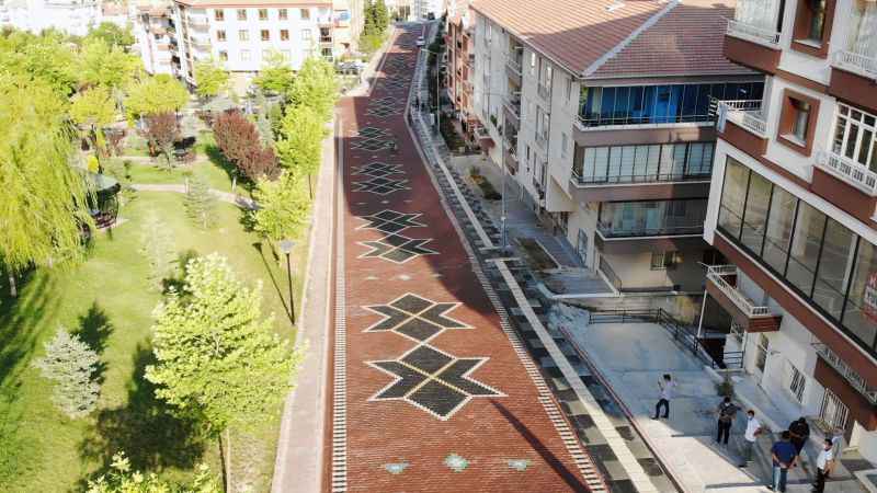 Belediye 5 yılda 828 sokağı yeniledi