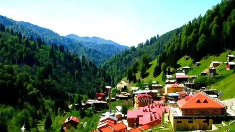 Türkiye'nin En Güzel Köyleri: Çamlıhemşin'in Büyüleyici Doğası ve Gezginlerin Gözdesi 23 Durak