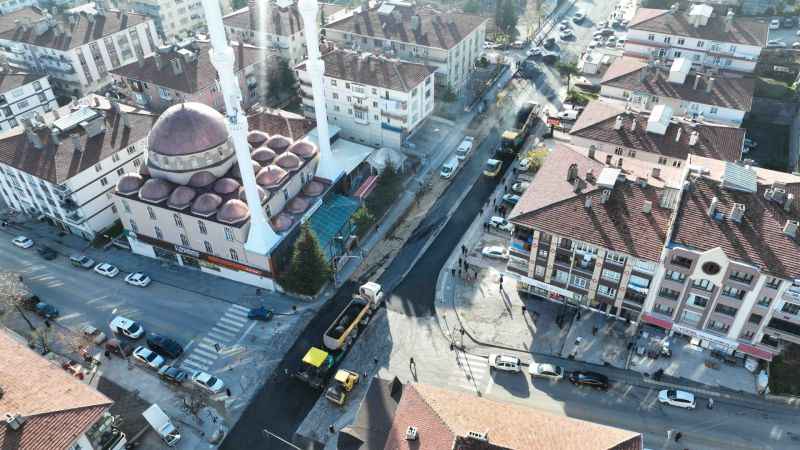 Belediye yağmur suyu ve atık su hatlarını yeniledi