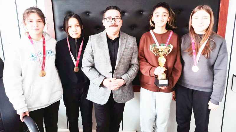 Spor'da büyük başarı Yozgat'ta okul takımı birinci oldu