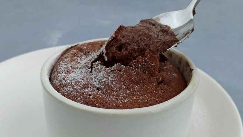 Airfryer ile Yapabileceğiniz Lezzetli 3 Kişilik Çikolatalı Sufle Tarifi