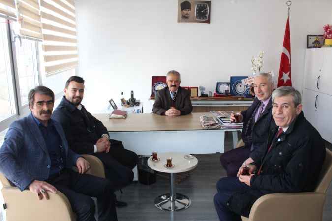 Taştan ve İYİ Parti Ekibinden Yozgat Çamlık Gazetesine Anlamlı Ziyaret