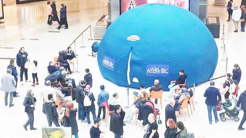 Belediye portatif planetaryum uzay çadırı kurdu Büyük ilgi gördü