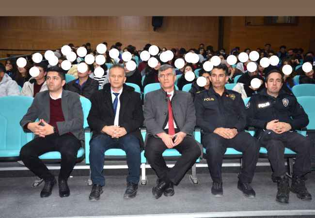 Yozgat'ta Erken Yaşta ve Zorla Evliliklere Karşı Farkındalık Semineri Düzenlendi
