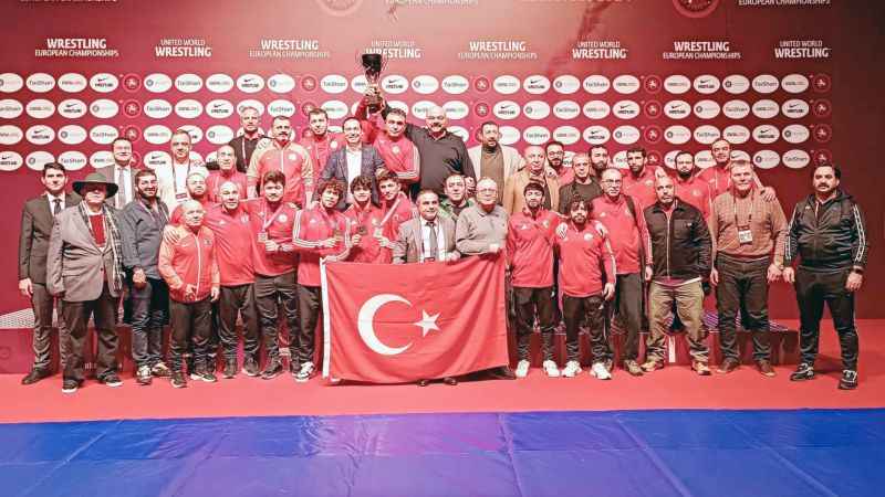 Yozgatlı güreşçilerde yer alıyordu Üst üste ikinci kez Avrupa Şampiyonu oldu