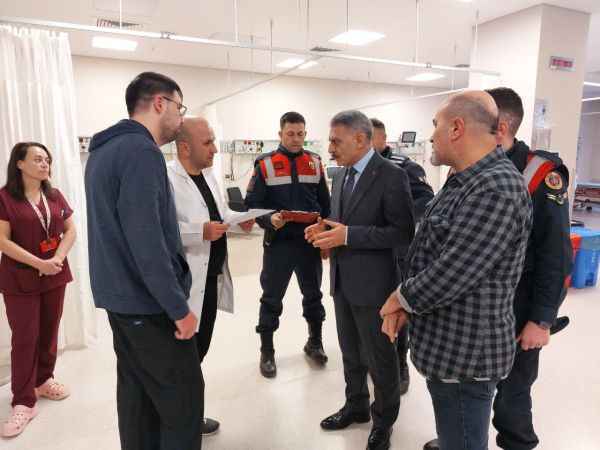Yozgat Valisi Mehmet Ali Özkan, Otobüs Kazası Yaralılarına Moral Ziyareti