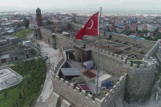 Tarihi ve Doğal Güzellikleri Keşfedilmeyi Bekleyen şehir: Erzurum