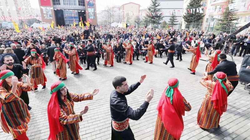 Başkent'te görkemli açılış CHP Genel Başkanı Özgür Özel'de katıldı