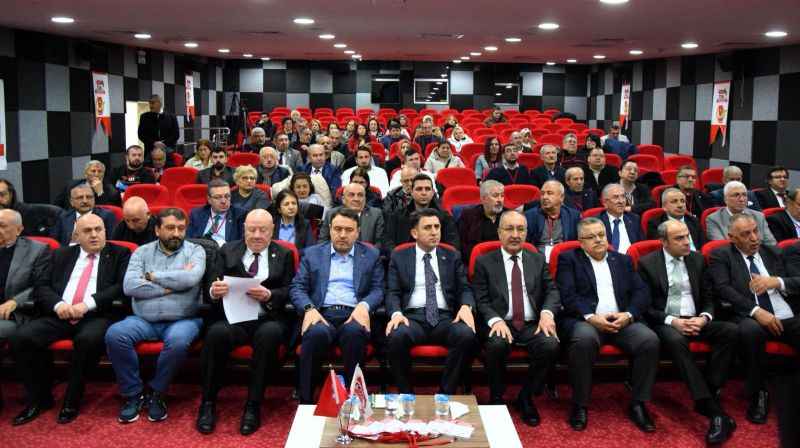 Basın İlan Kurumu Genel Müdürü Cavit Erkılınç'tan Gazetecilere Çağrı: Dijital Dönüşüme Ayak Uydurun