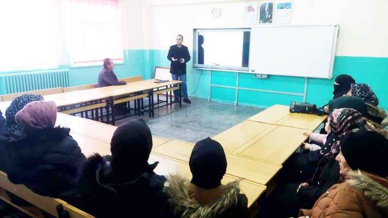 Yozgat’ta farkındalık semineri! Birçok konu ele alındı!
