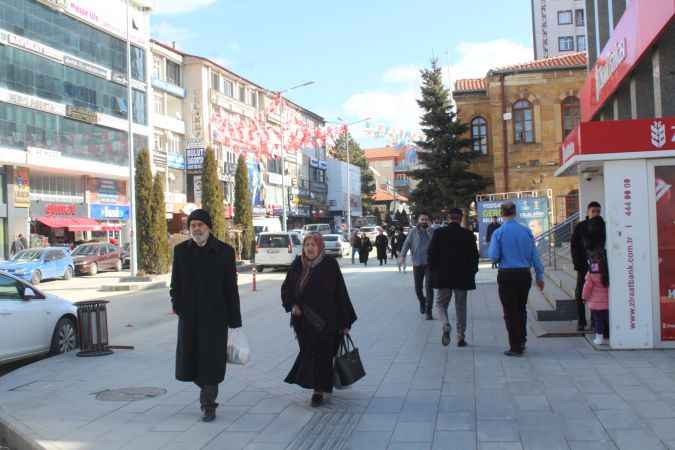 Yozgat'ta Kalp Atışları: Memleket Aşkı mı, Yeni Hayat Arayışı mı?