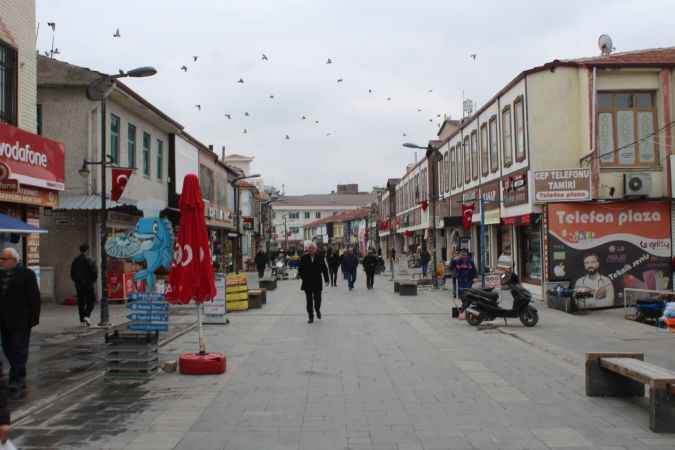 Yozgat'ta Seçim Vaatleri Gerçek mi? Sokak Röportajlarından Çarpıcı Görüşler