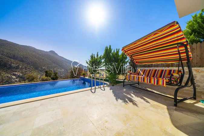 Gizli Bahçe: Bodrum'un Deniz Manzaralı Villaları Hepsi Villa'da! Hemen Villa Kiralama Yapmak İçin HepsiVilla.com