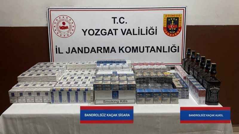 Gaziantep-Yozgat Hattında Kaçakçılık Operasyonu: Onlarca Litre Alkol ve Binlerce Sigara Yakalandı!