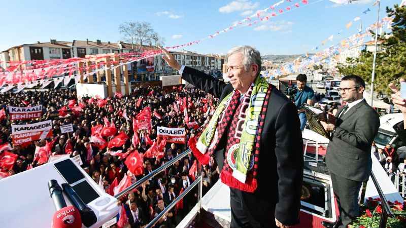 Mansur Yavaş'tan miting gibi açılış