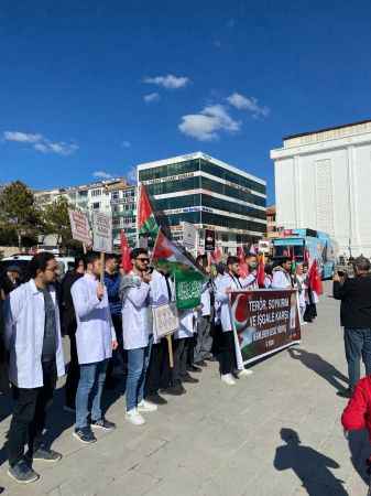 Yozgat'ta Hekimlerden Sessiz Yürüyüş İnisiyatifi Gazze'ye Destek İçin Yürüdü
