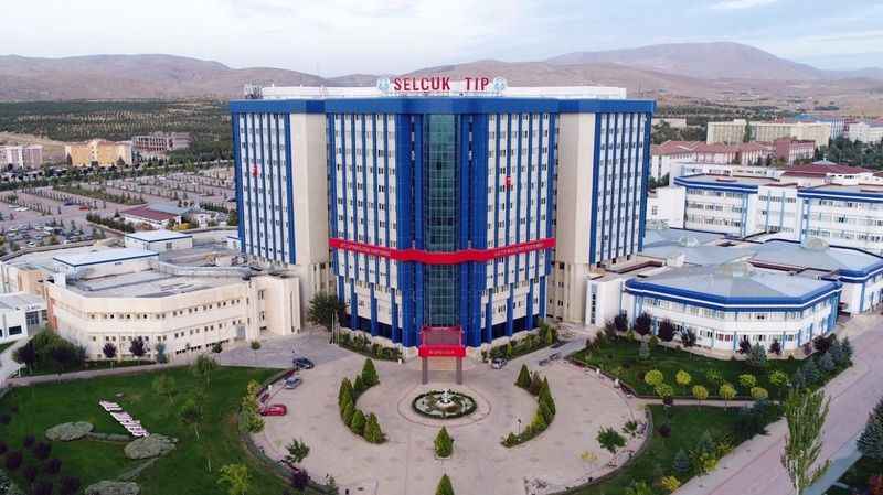 Selçuk Üniversitesi'nde sağlıkçılara çağrı