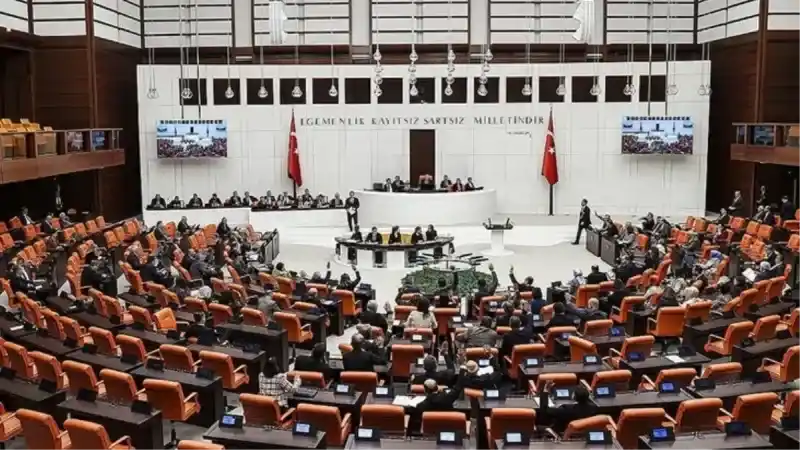 Emekliler İçin Müjdeli Haber: 8. Yargı Paketi TBMM'de!