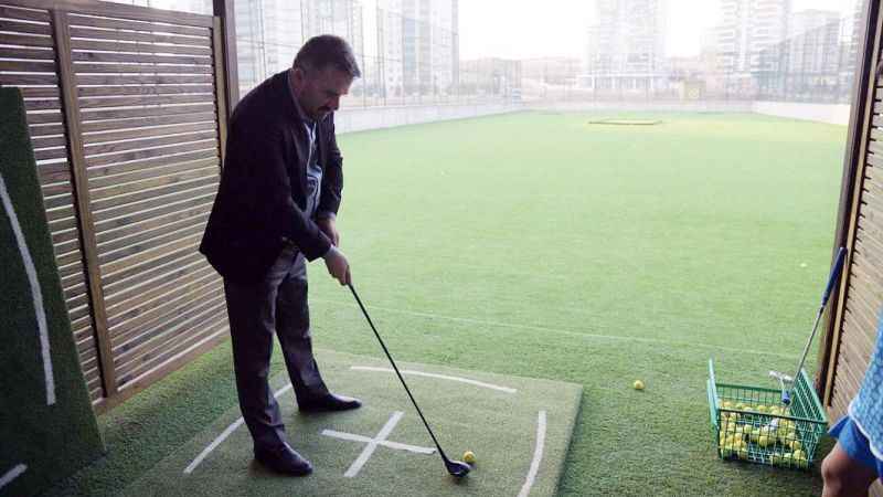 5 yıl içerisinde 30 spor salonu ve açık spor alanları kazandırdı Golf Range sahası yapacak