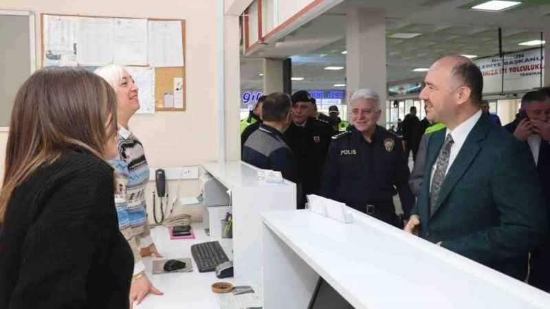 Vali Serdengeçti'nin otogar ziyareti: Emniyet kemeri bilinci artırılıyor