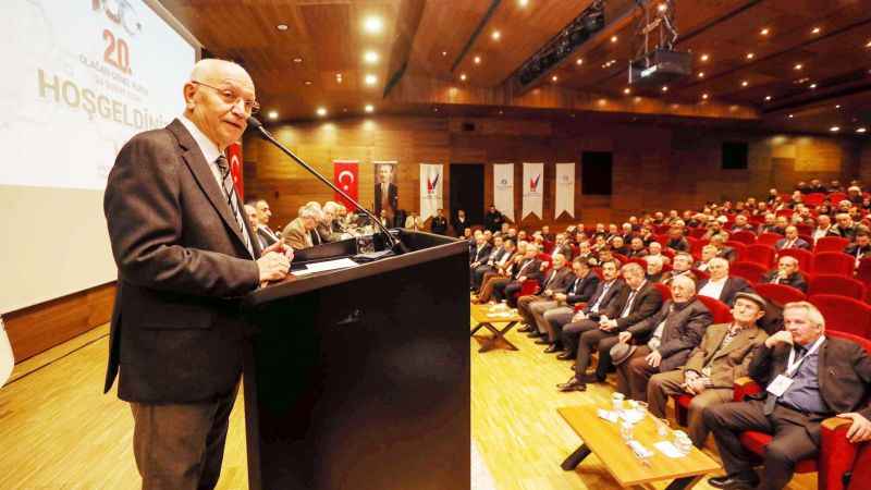 Belediye Başkanı'ndan dikkat çekici açıklama: "Eğitim sisteminin yanlışlığı üretime ket vuruyor"